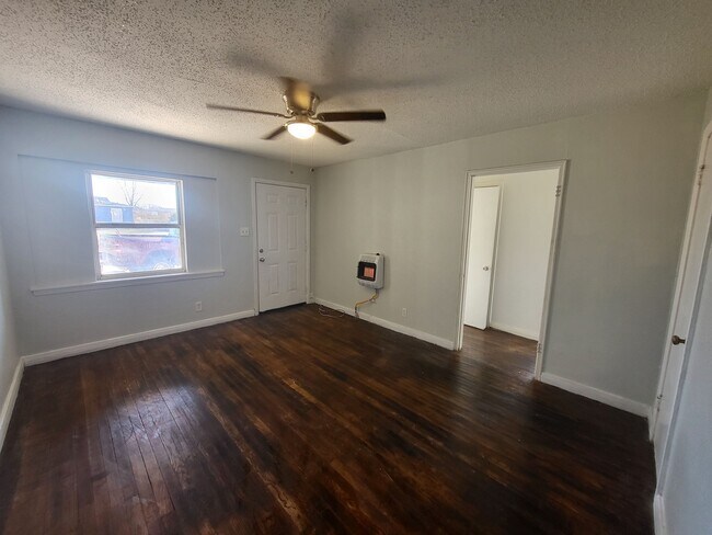 Building Photo - 1515 Sycamore St