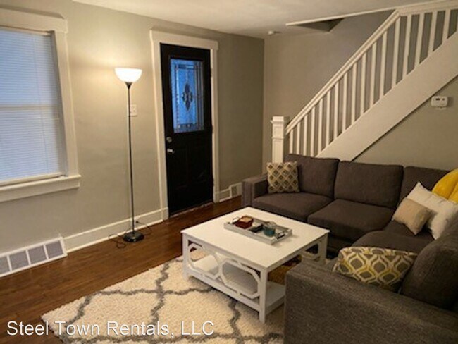 Building Photo - 2 br, 1 bath House - 7703 Stanton Avenue