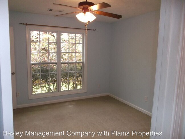 Building Photo - 3 br, 2 bath House - 106 Oak Park Drive