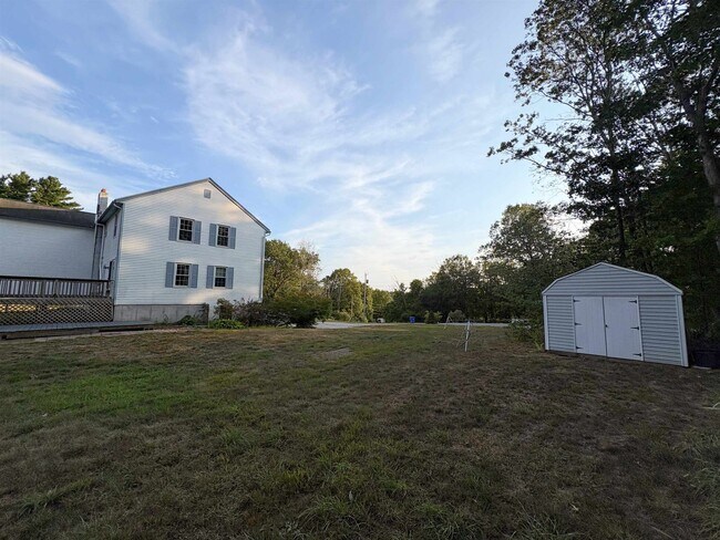 Building Photo - 4 Josephine Dr