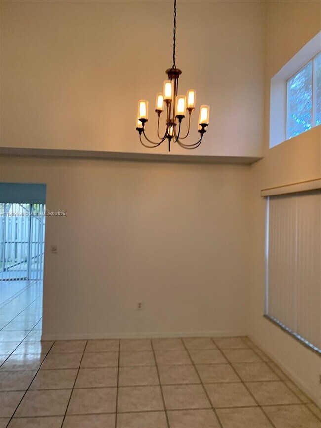 Foto del edificio - 1246 NW 125th Terrace