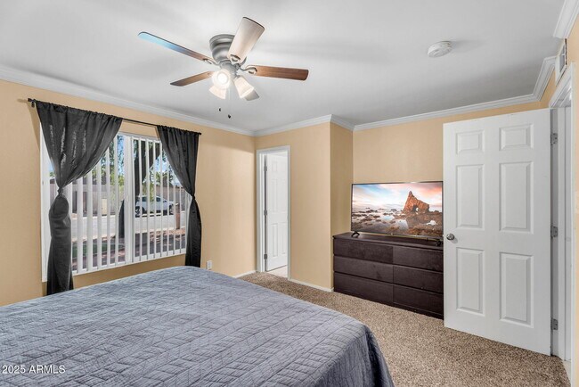 Foto del edificio - 4902 W Sheridan St
