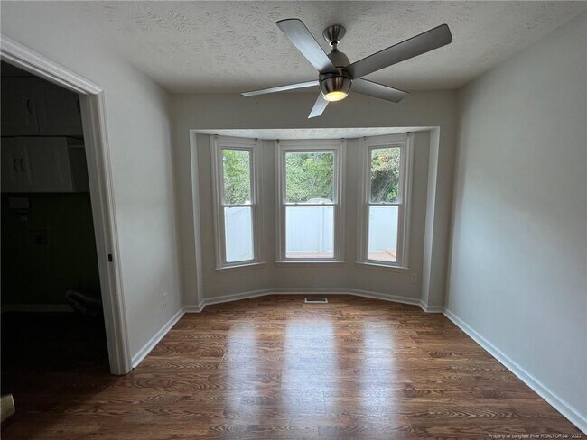 Building Photo - 8632 Tangletree Dr