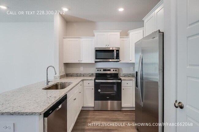 Foto del edificio - 12277 Sinclair Dr