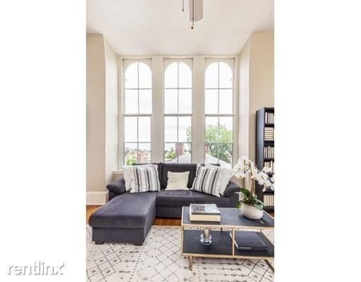 Building Photo - 2 br, 2 bath  - 1 Broad St Apt 11