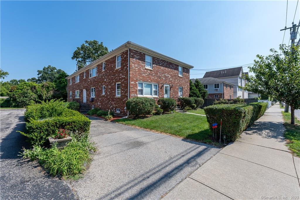 Primary Photo - 200 Seaside Ave