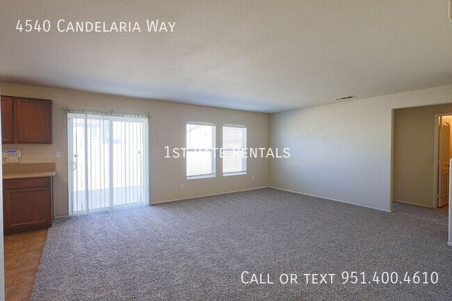 Foto del edificio - 4540 Candelaria Way