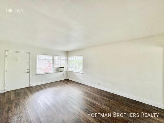 Foto del edificio - 5640 Kester Ave
