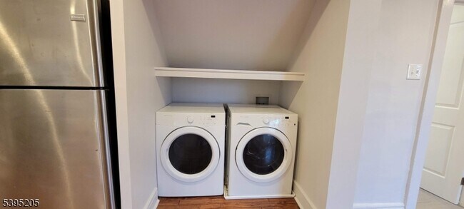 Foto del edificio - 18 Olive St