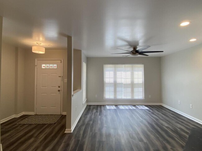 Building Photo - 8802 Gilly Way