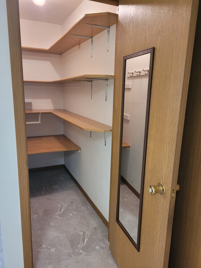 PANTRY - 1101 W Elm Ave
