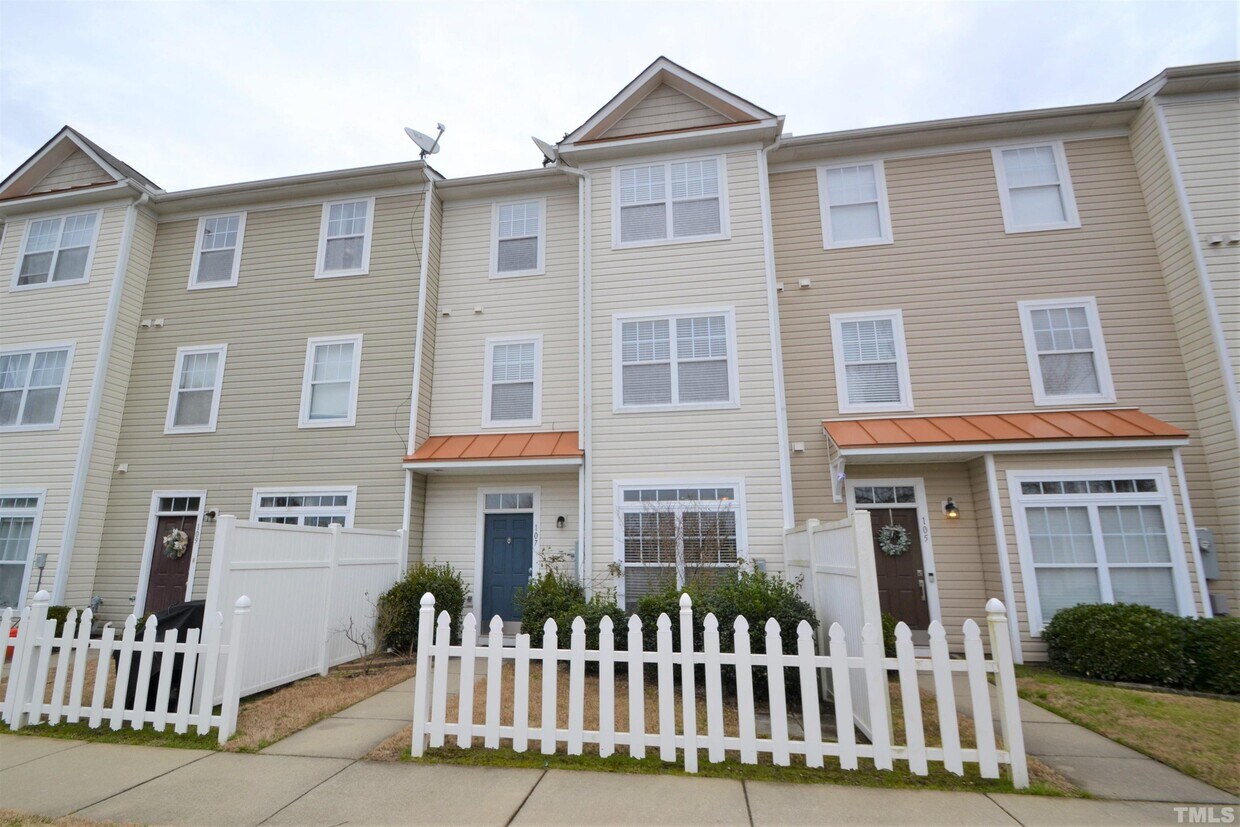 Primary Photo - 11711 Coppergate Dr