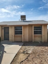 Building Photo - 204 Prado Rd
