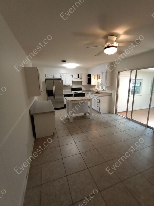 Building Photo - 1089 Sherbrooke Cir