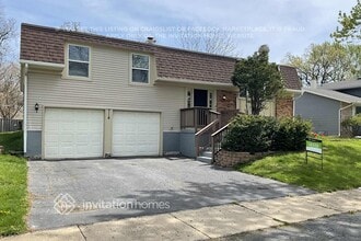 Building Photo - 714 N Pinecrest Rd
