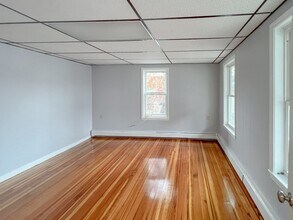 Building Photo - 20 Wilson Ave