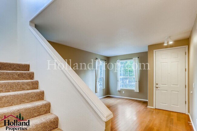 Building Photo - Spacious 3 bedroom Beaverton Home!