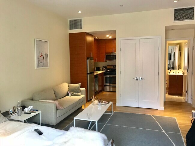 Foto del edificio - 209 Newbury St