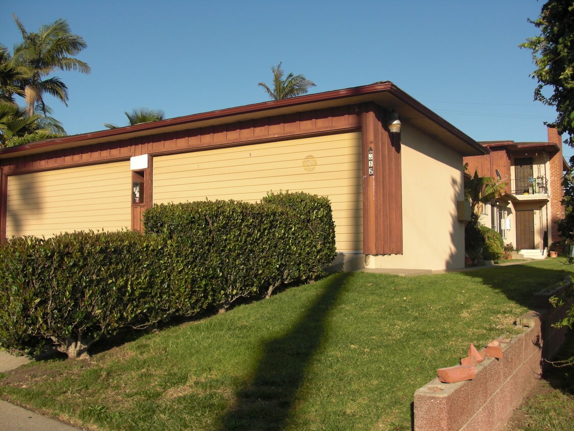 Primary Photo - 612 Illinois Ct