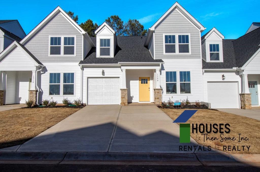 1508 Shallons Ct, Spartanburg, SC 29301 Townhome Rentals in
