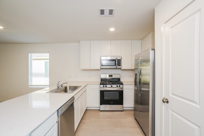 Foto del edificio - 10810 Red Orchid Dr