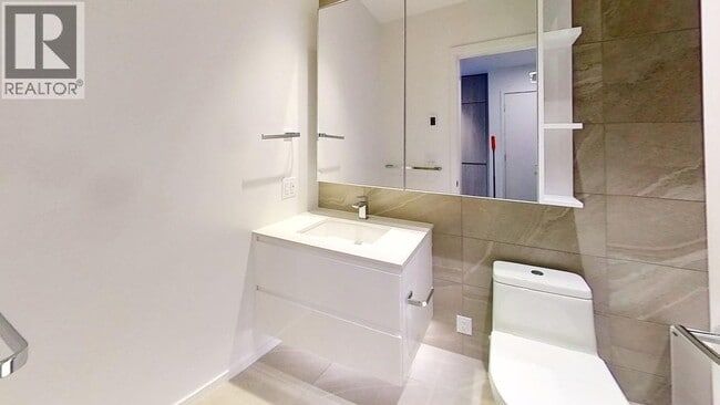 Building Photo - 6788 Minoru Blvd