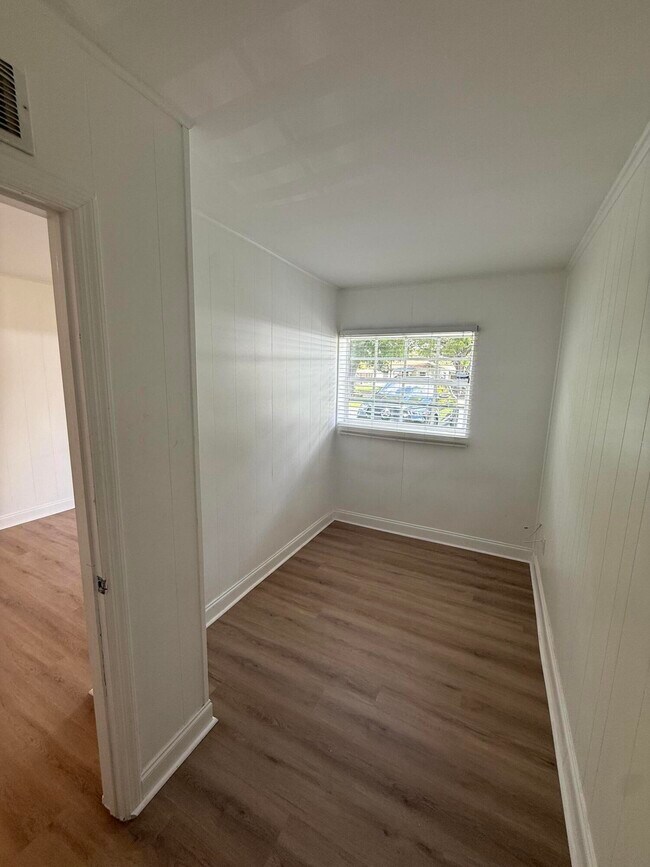 Foto del edificio - 5604 Garden Ave