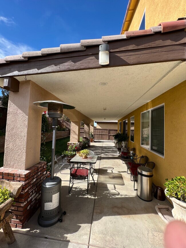 Building Photo - 9378 Agave Dr