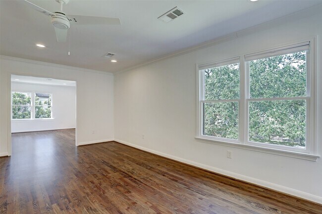 Foto del edificio - 2011 South Blvd