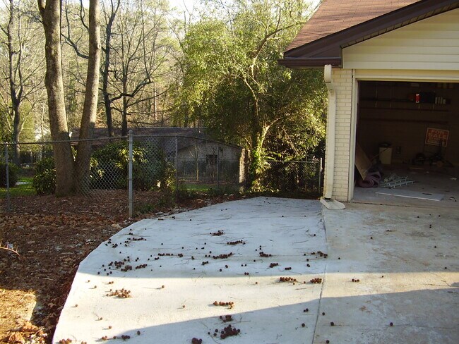 Building Photo - 4497 Leonora Dr