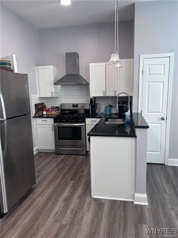 Building Photo - 1988 South Park Ave