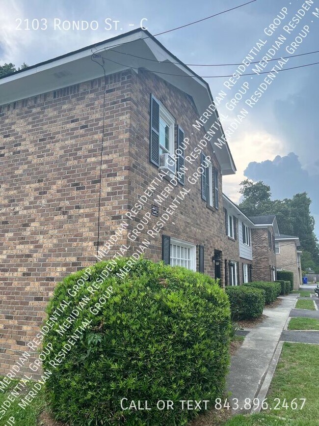 Building Photo - 2 bedroom / 1.5 bath ~ West Ashley