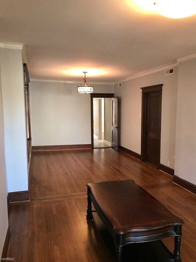 Foto del edificio - 2529 W Thomas St