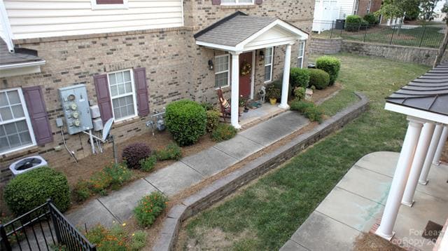 Building Photo - 15208 Loire Valley St