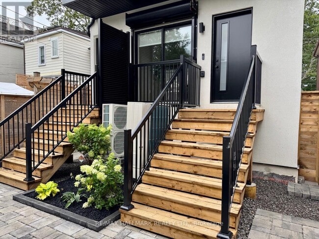 Building Photo - 37 Milverton Blvd