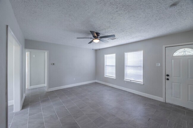 Foto del edificio - 5007 Northridge Dr