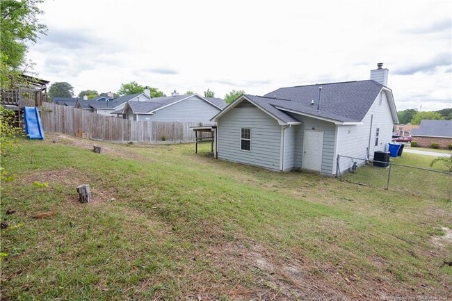 Building Photo - 2228 Spindletree Dr