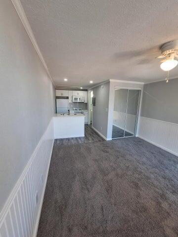 Foto del edificio - 1720 Bottlebrush Dr