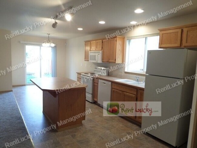 Foto del edificio - Parisi-Lakewood Duplex