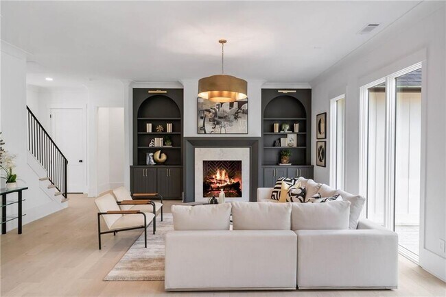 Foto del edificio - 312 Meadow Dr