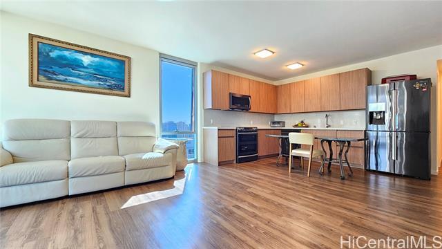 Foto principal - 1391 Kapiolani Blvd
