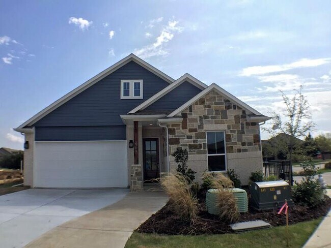 Building Photo - 2308 Caroline Ct
