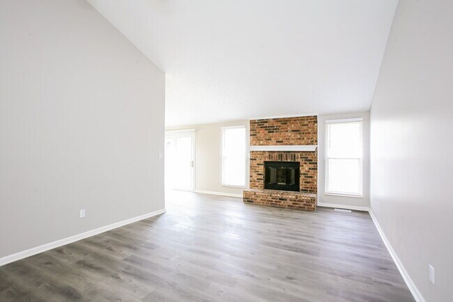 Building Photo - 8291 Ontario Ln