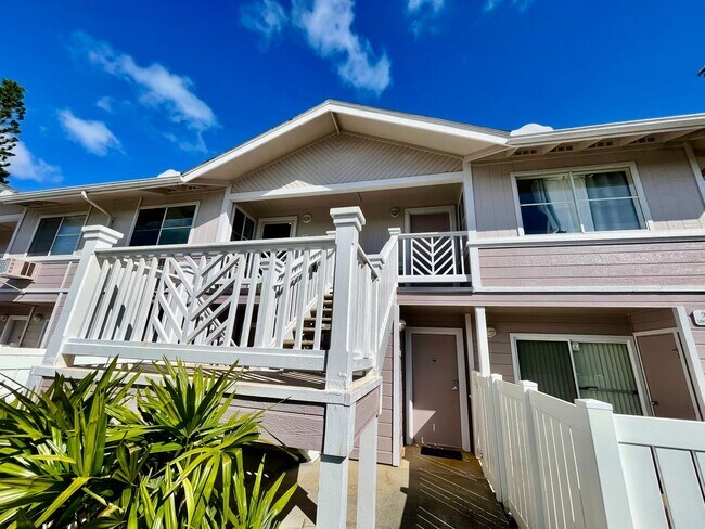 Foto del edificio - Discover a refreshed 2-bedroom, 2-bathroom residence in Mililani Mauka, complete with 2 parking s...