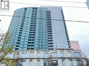 Building Photo - 25-1125 Greenview Ave