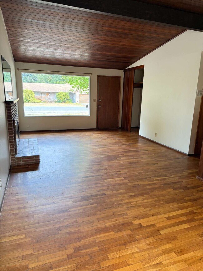 Foto del edificio - Single Family Home Available for Rent!