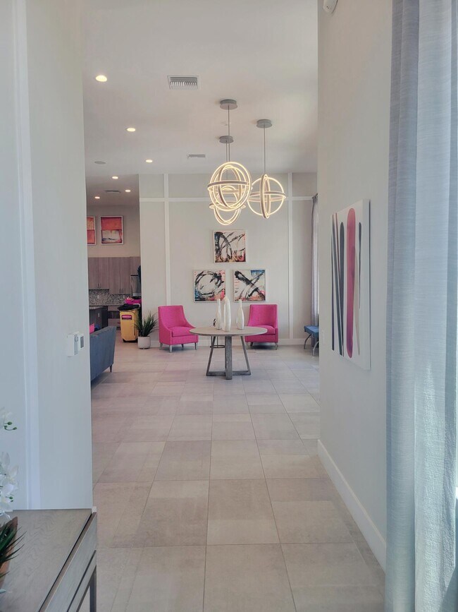 Building Photo - 7157 Villamar Way
