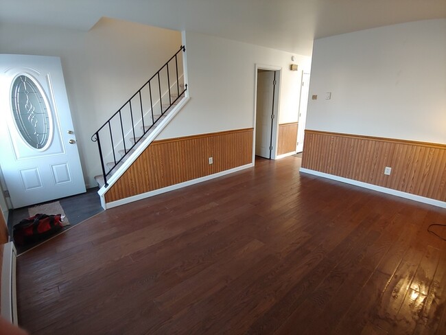 Foto del edificio - 2 Bedroom Townhouse in Penn Farms.