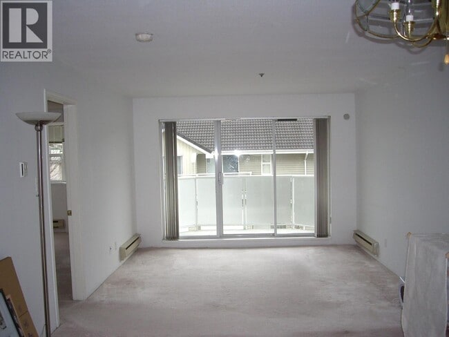 Building Photo - 7071 Blundell Rd