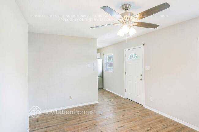 Foto del edificio - 3421 39th St N